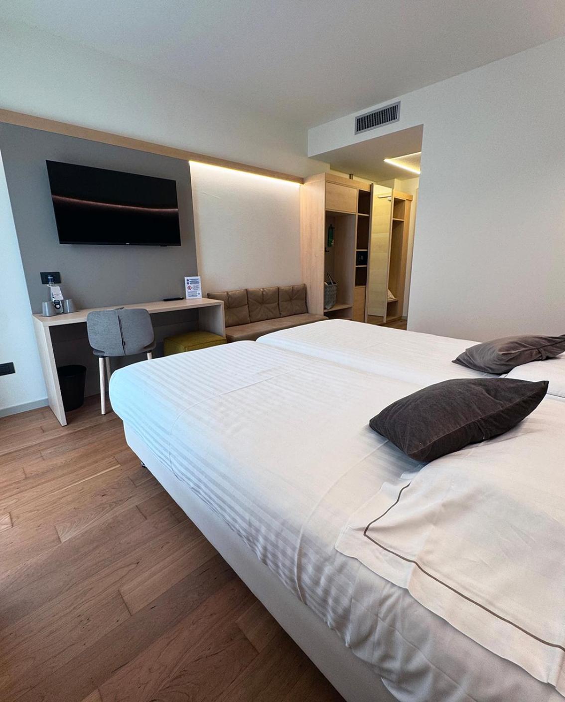 Classic Twin Room - Ground Floor,1658756357:JPEG