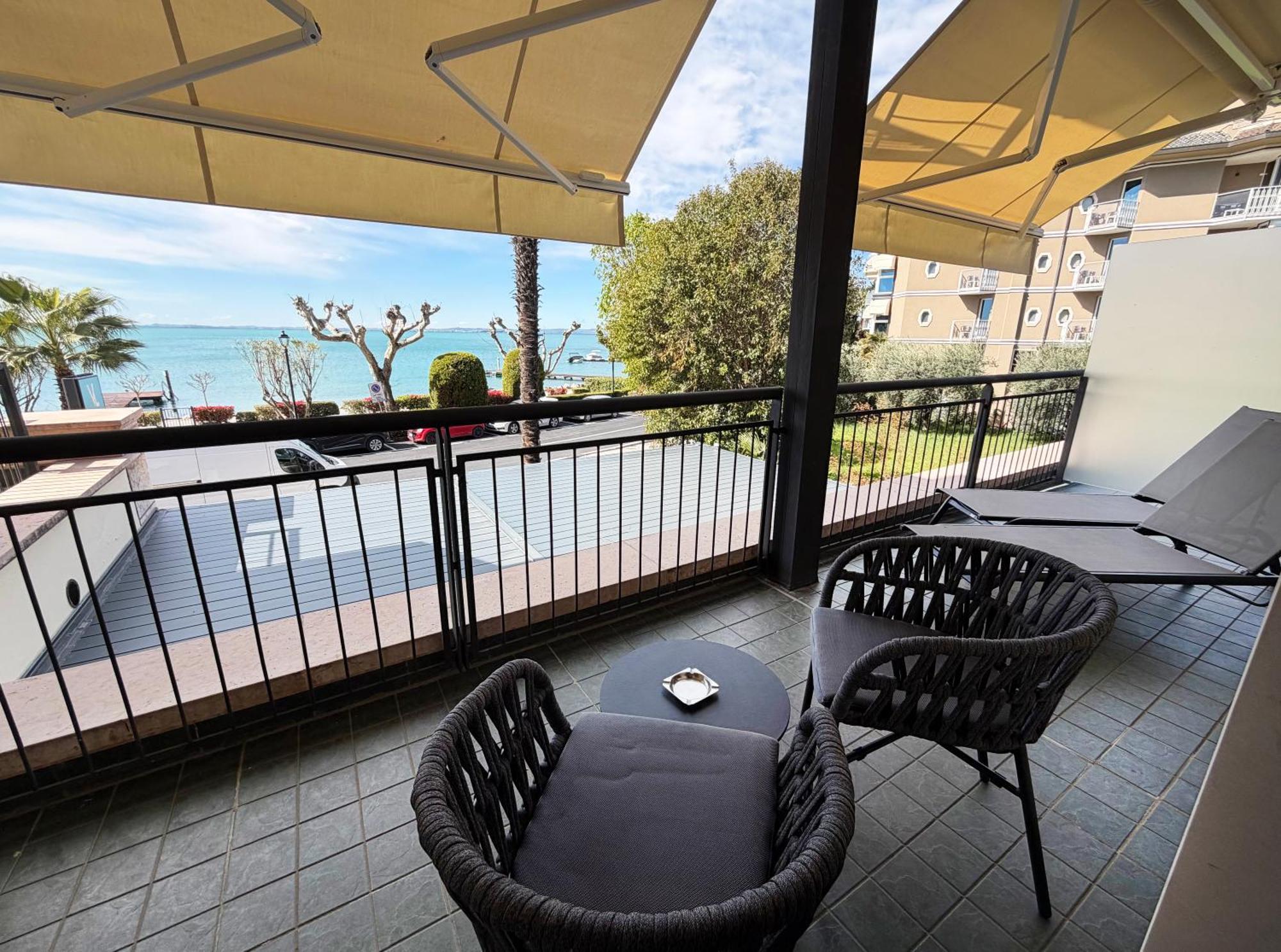 Double Room Lake View