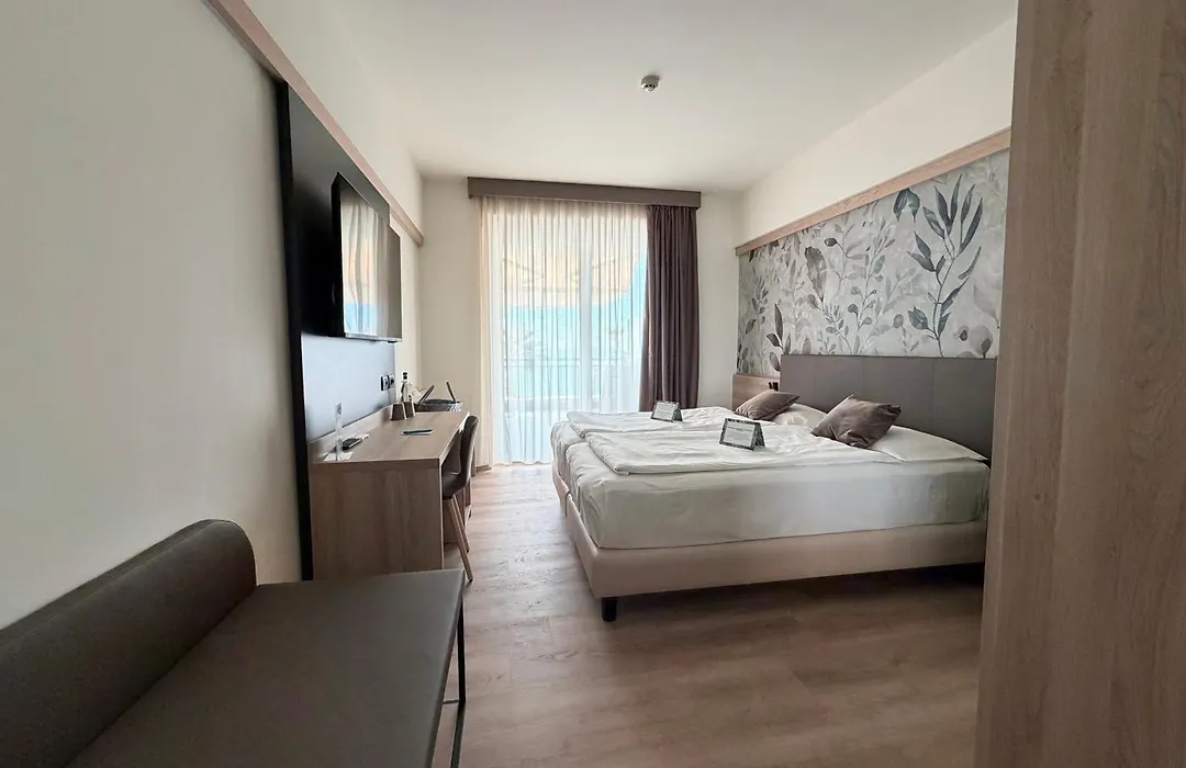 Hotel Villa Letizia-1
